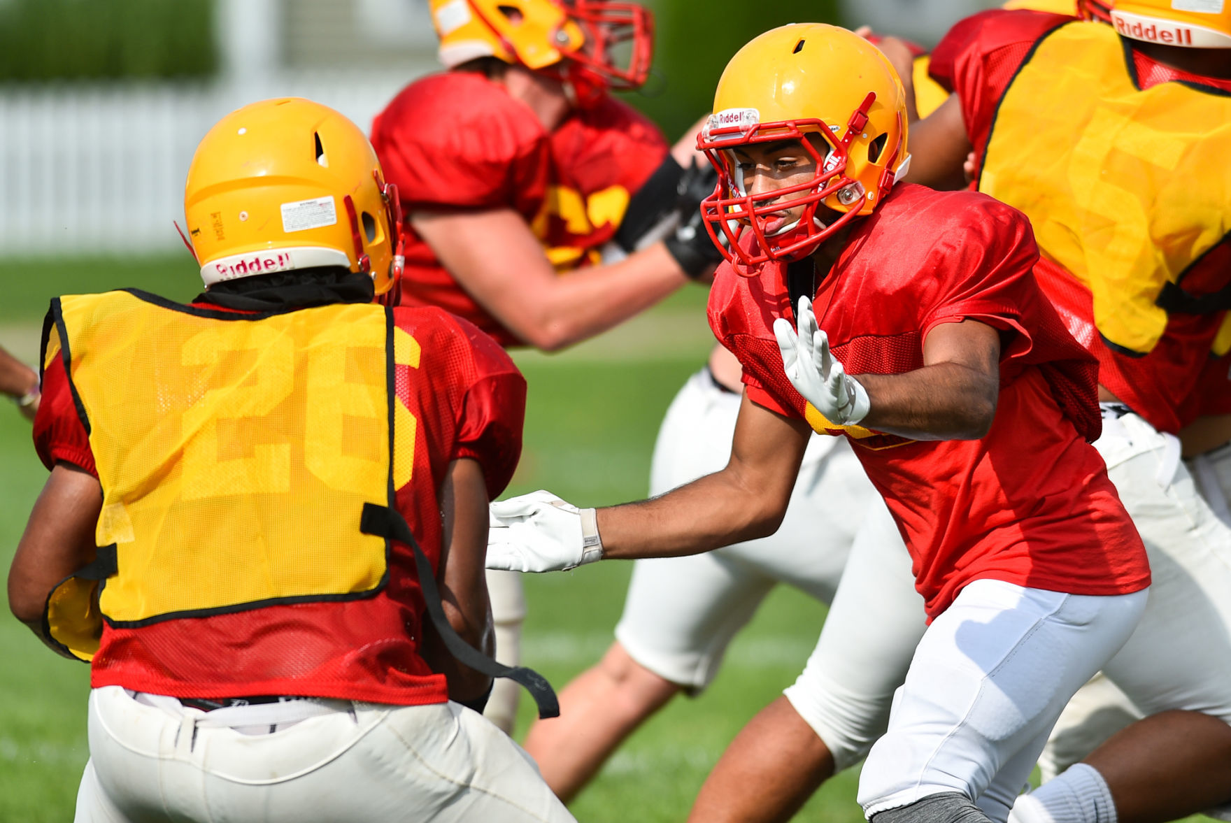 081919-mda-spt-rocky-football-014a.JPG